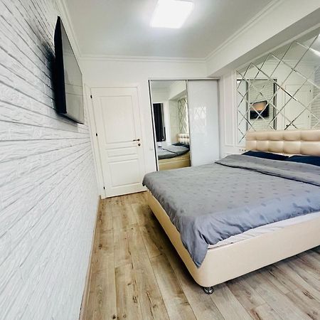Central Eco View Apartment Kisinyov Kültér fotó
