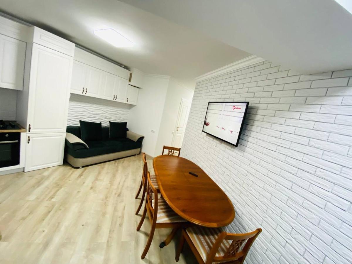 Central Eco View Apartment Kisinyov Kültér fotó